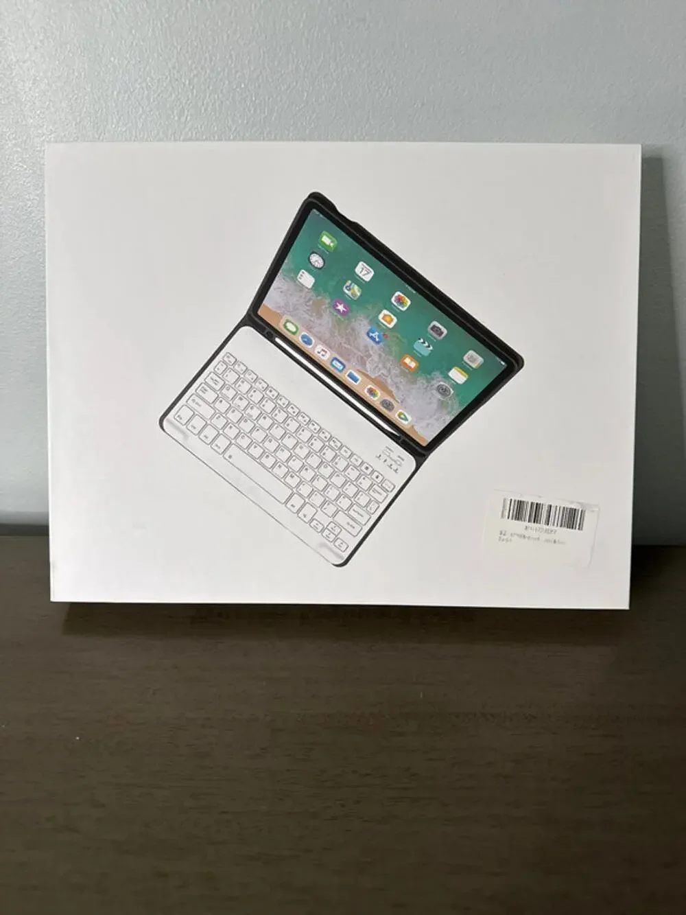 iPad 10.2 Keyboard Case with Pencil Holder – Purple – New